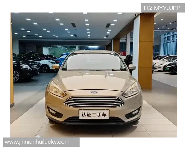 福克斯幸福生活照曝光妻子美丽动人儿女聪明可爱展现完美家庭生活